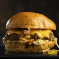 Burger de bœuf au comté ou au maroilles